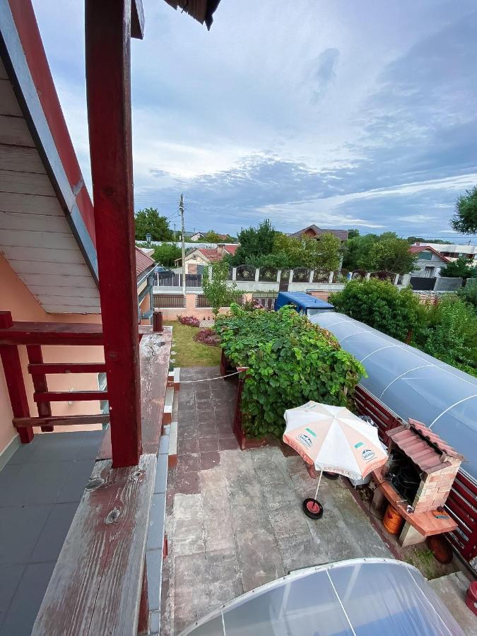 Cosy Bedroom For 2 With Balcony In A Family Villa Turnu Măgurele 外观 照片